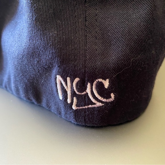 Men’s New AéRoPostALe Hat Cap NYC on the Back FlexFit Small/Medium - Picture 5 of 5